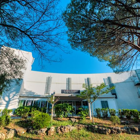Zenitude Hôtel-Résidences La Tour de Mare Fréjus Exterior foto